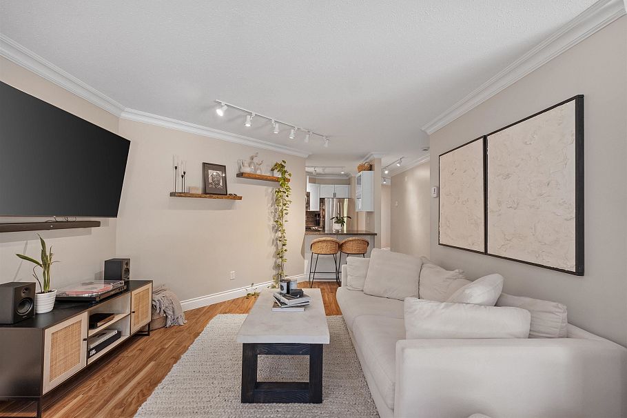 102 123 E 6th Street North Vancouver, BC - 7