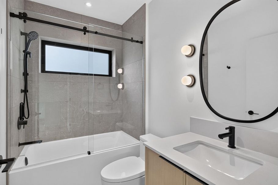 2 58 E 40th Avenue Vancouver, BC - 28