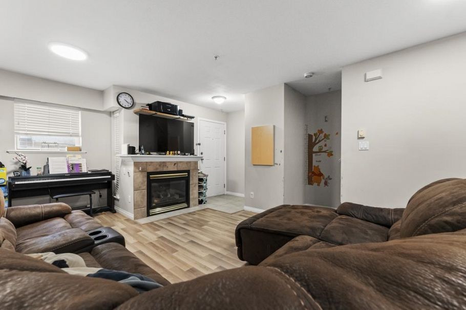 203 5625 Senlac Street Vancouver, BC - 15