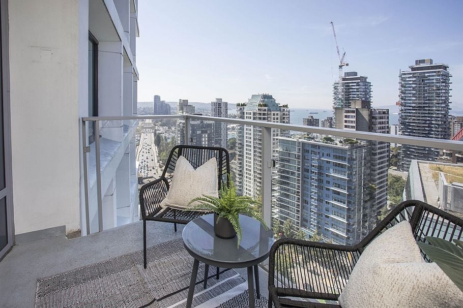 2503 1289 Hornby Street Vancouver, BC - 3