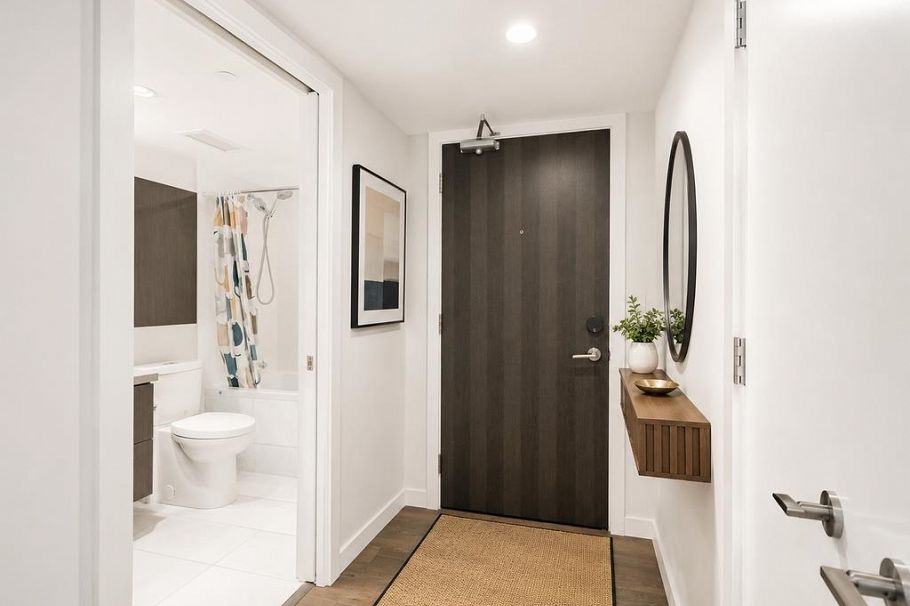 2907 8189 Cambie Street Vancouver, BC - 2
