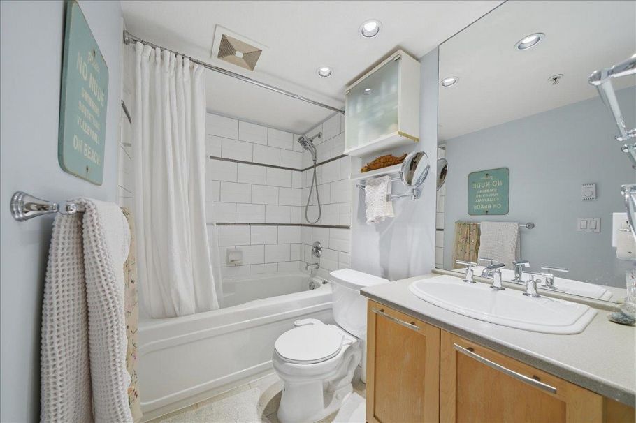 310 2137 W 10th Avenue Vancouver, BC - 19