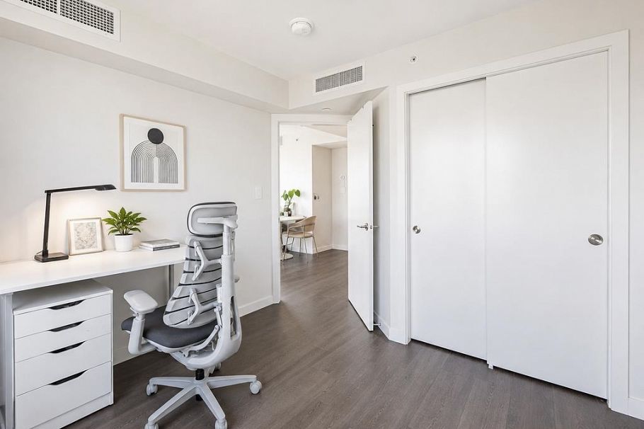 2907 8189 Cambie Street Vancouver, BC - 12