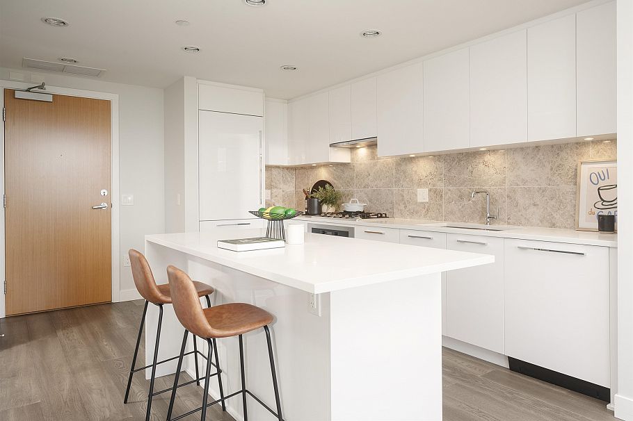 1303 5410 Shortcut Road Vancouver, BC - 3