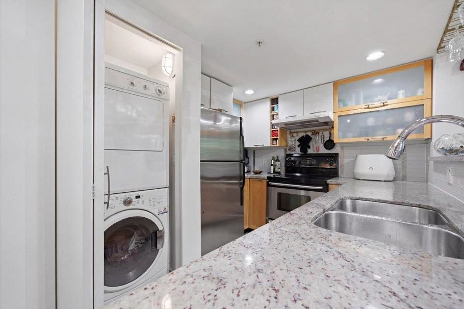 310 2137 W 10th Avenue Vancouver, BC - 15