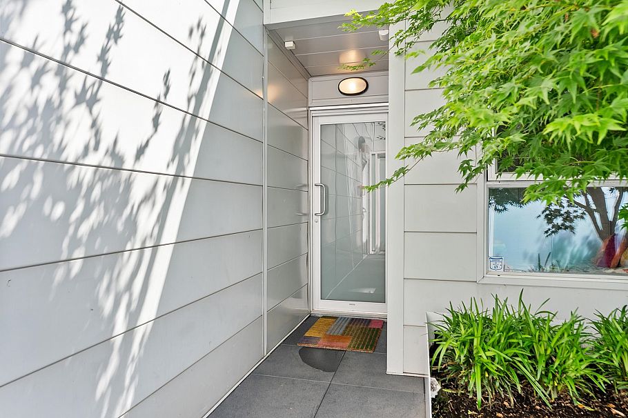 6 1650 W 1st Avenue Vancouver, BC - 37