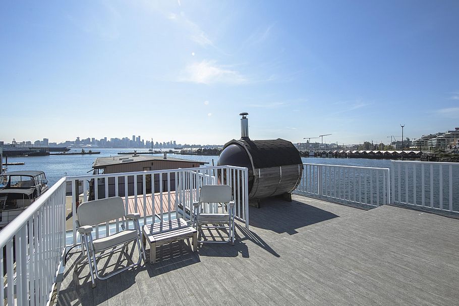 A23 415 W Esplanade Avenue North Vancouver, BC - 21