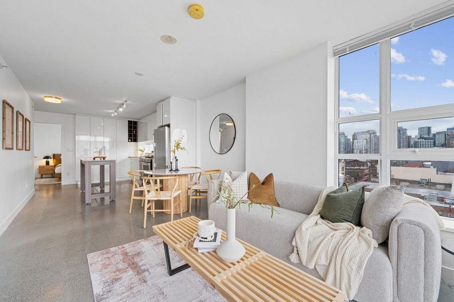231 E Pender Street Vancouver, BC - 5