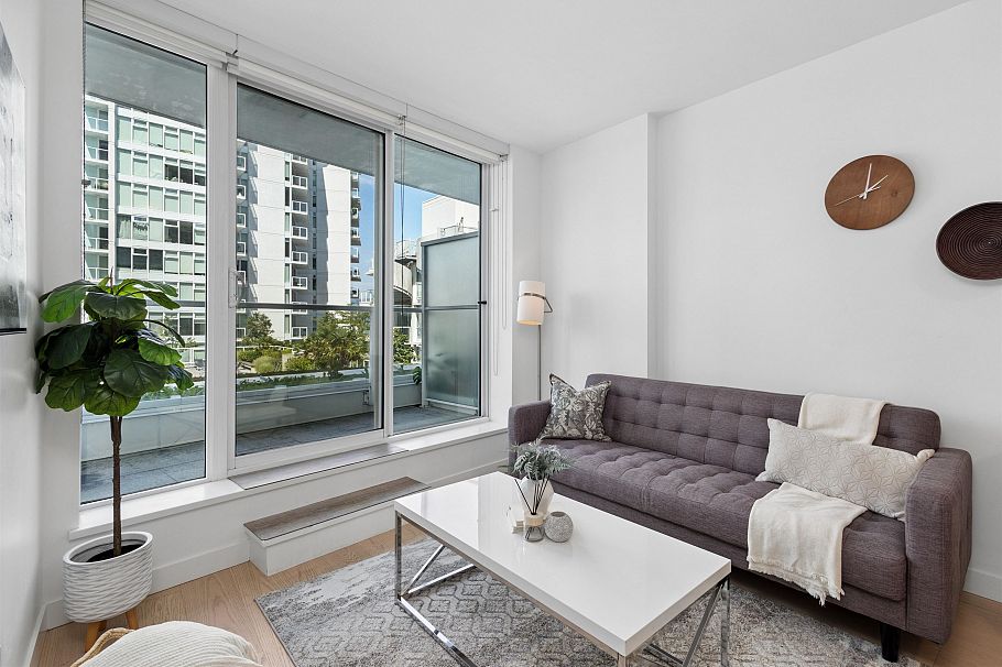 531 2220 Kingsway Street Vancouver, BC - 3