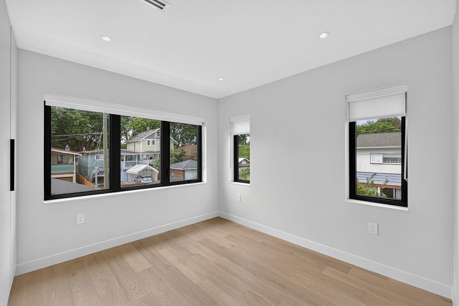 2 58 E 40th Avenue Vancouver, BC - 27