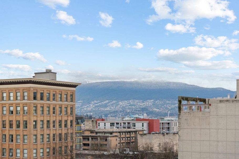 231 E Pender Street Vancouver, BC - 31
