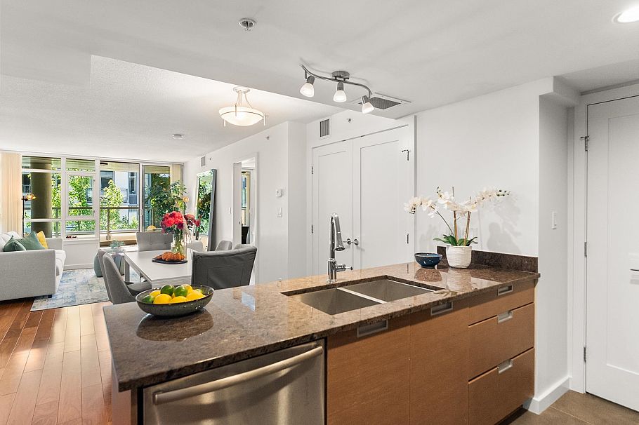 302 2507 Maple Street Vancouver, BC - 20