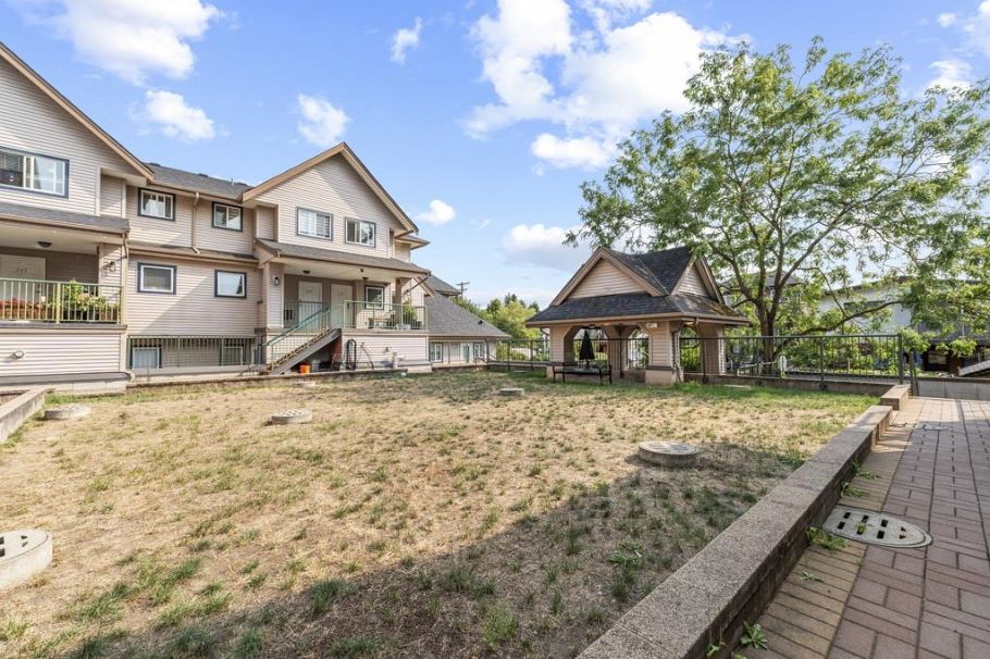 203 5625 Senlac Street Vancouver, BC - 21