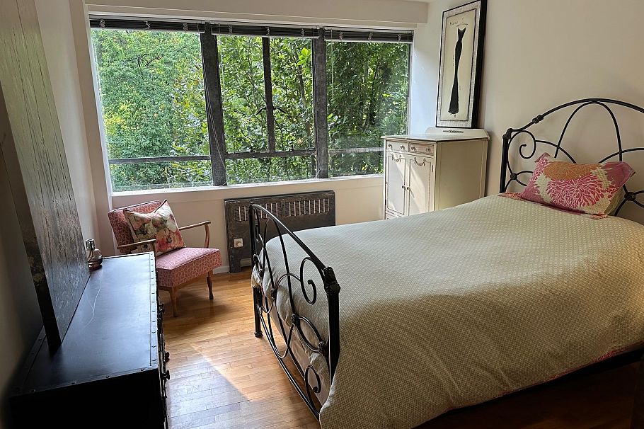 715 1445 Marpole Avenue Vancouver, BC - 11