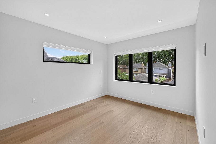 2 58 E 40th Avenue Vancouver, BC - 25