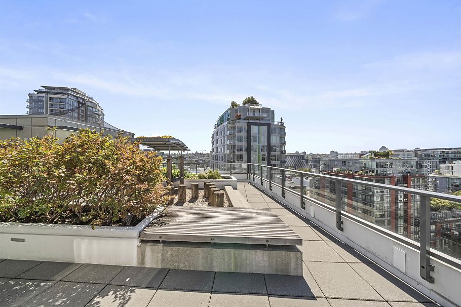 1209 1688 Pullman Porter Street Vancouver, BC - 21