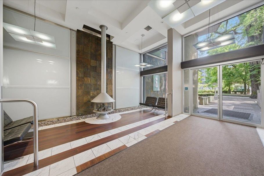 310 2137 W 10th Avenue Vancouver, BC - 26