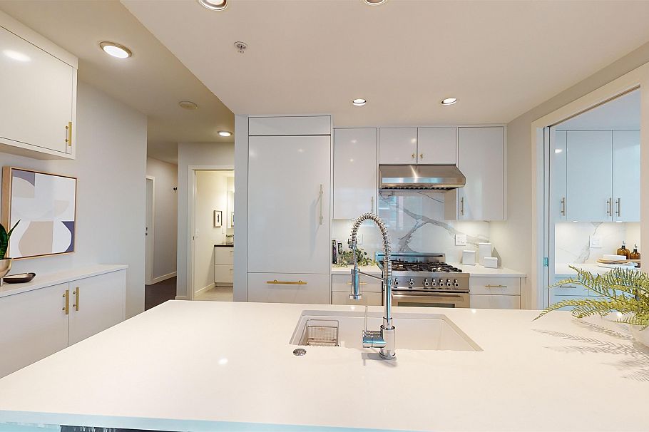 505 833 Homer Street Vancouver, BC - 6