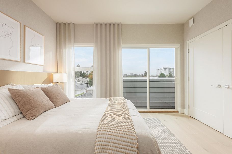 382 W 45th Avenue Vancouver, BC - 6