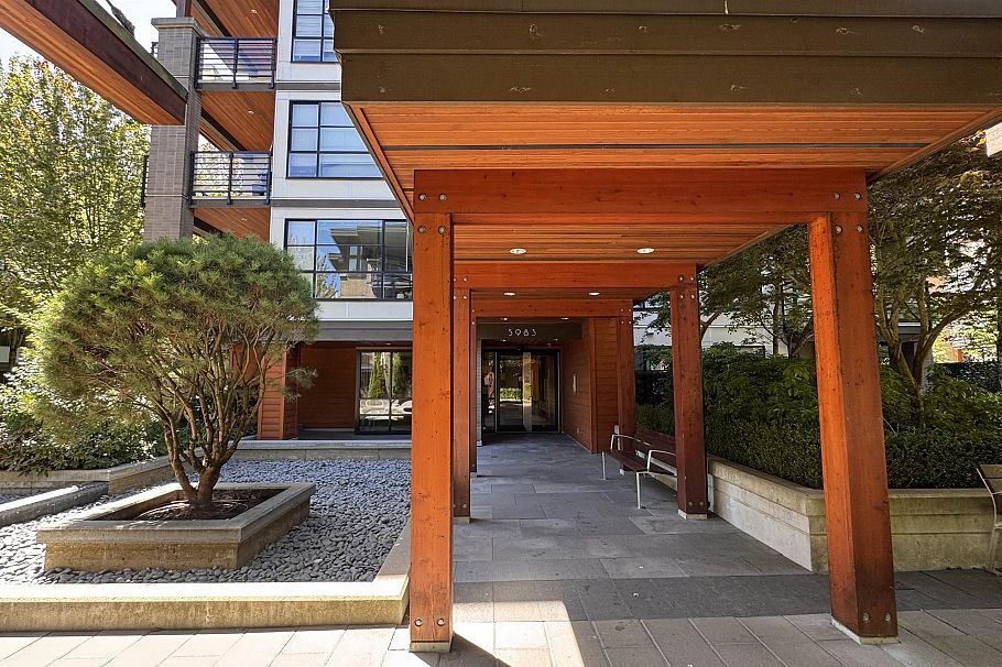 301 5983 Gray Avenue Vancouver, BC - 4