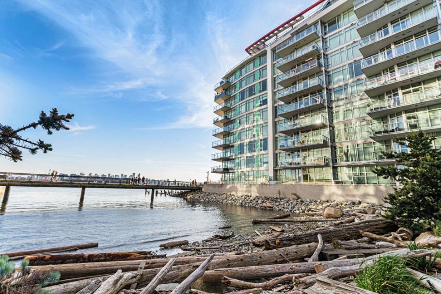 201 175 Victory Ship Way North Vancouver, BC - 35