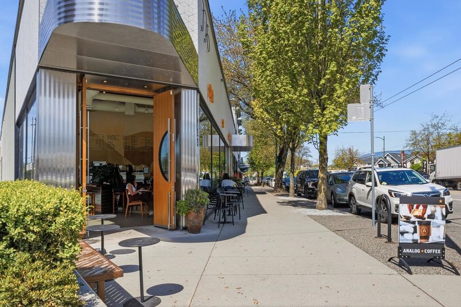 1016 E 18th Avenue Vancouver, BC - 36