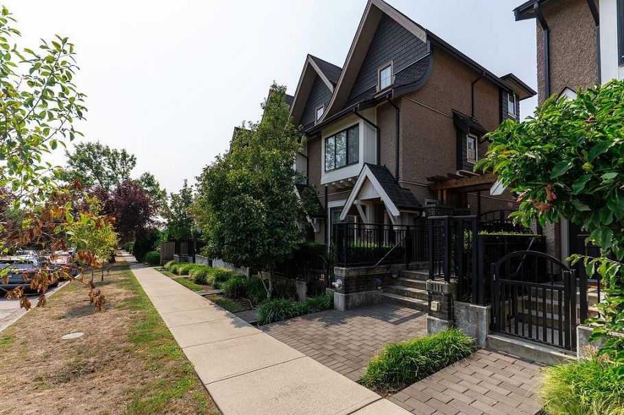 8123 Shaughnessy Street Vancouver, BC - 2