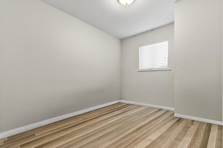 203 5625 Senlac Street Vancouver, BC - 7