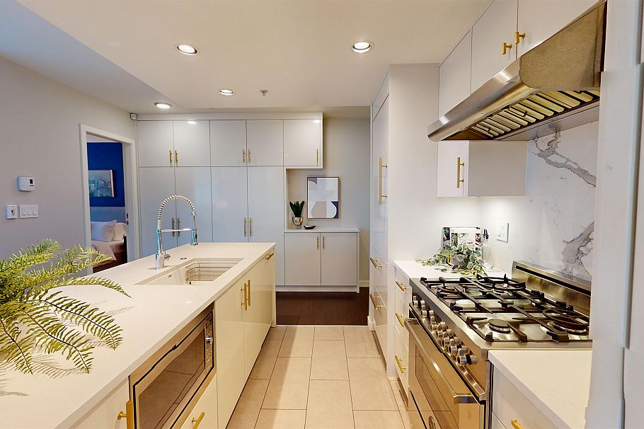 505 833 Homer Street Vancouver, BC - 5