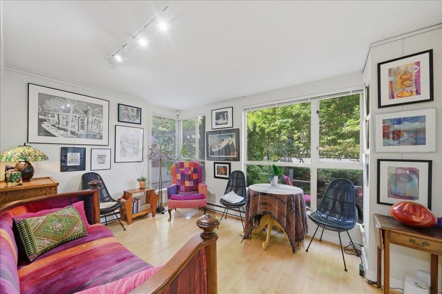 310 2137 W 10th Avenue Vancouver, BC - 5
