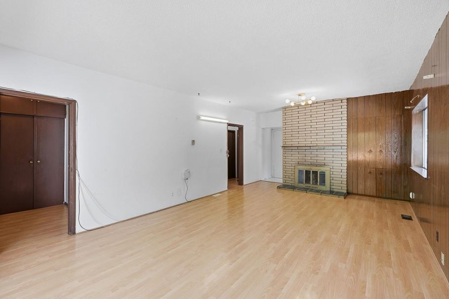 1016 E 18th Avenue Vancouver, BC - 4