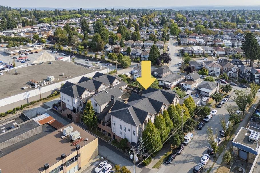 203 5625 Senlac Street Vancouver, BC - 24