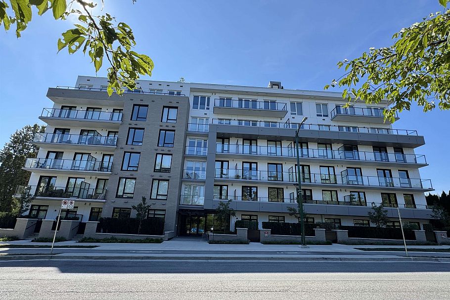 313 6859 Cambie Street Vancouver, BC - 1
