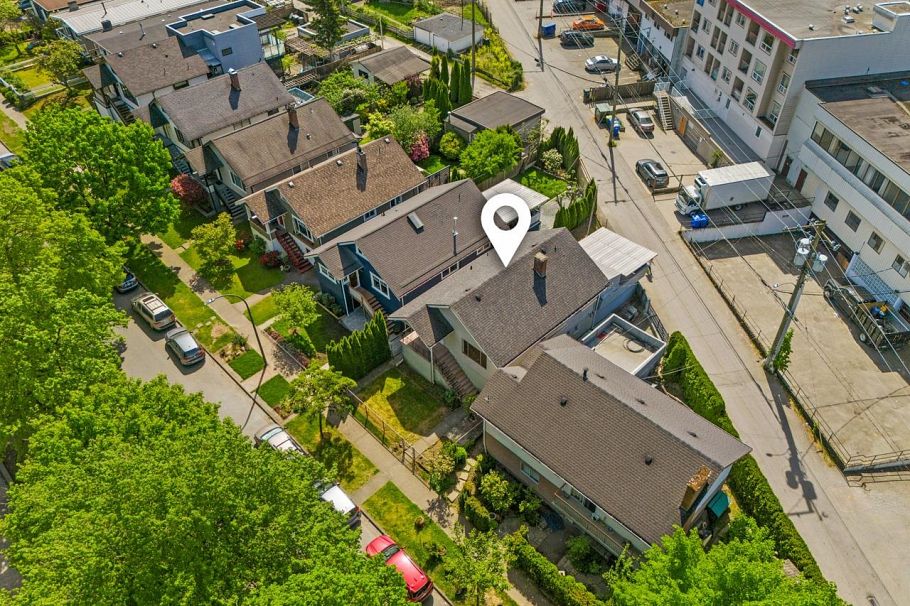 1016 E 18th Avenue Vancouver, BC - 40