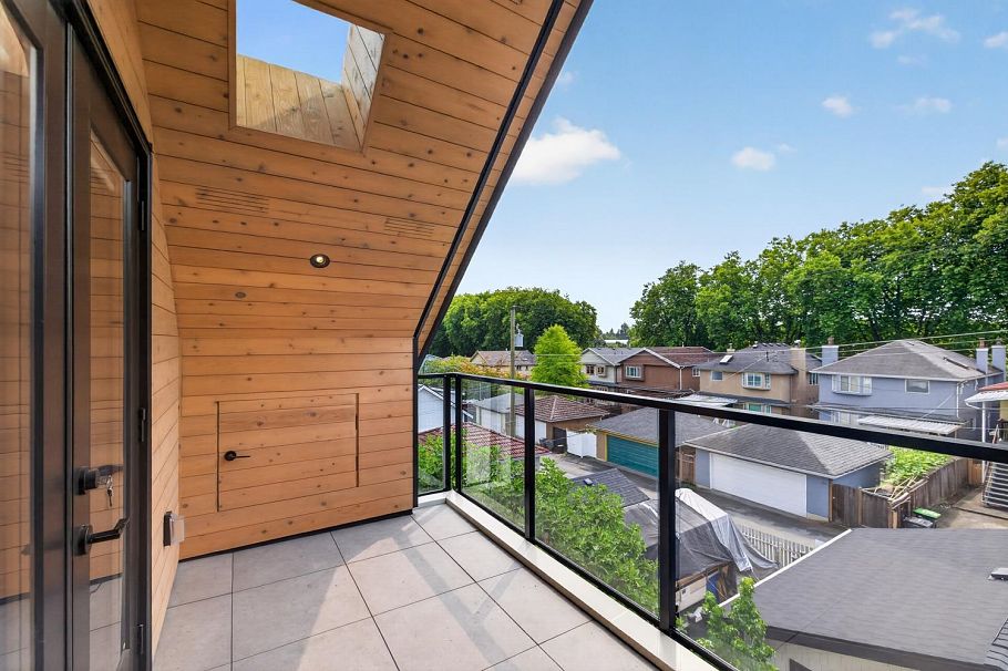 2 58 E 40th Avenue Vancouver, BC - 36