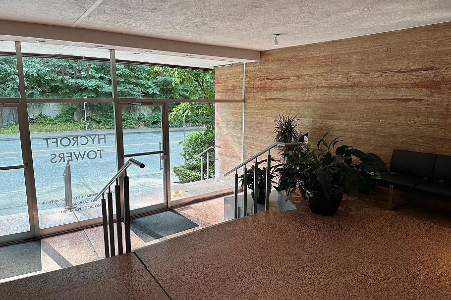 715 1445 Marpole Avenue Vancouver, BC - 34