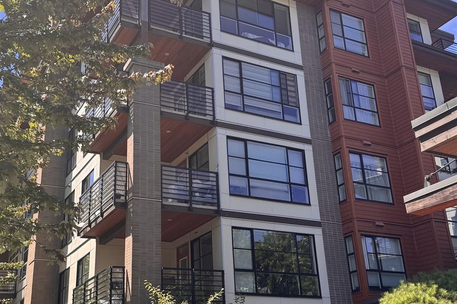 301 5983 Gray Avenue Vancouver, BC - 1