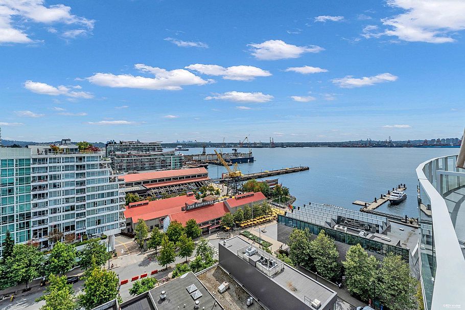 1309 118 Carrie Cates Court North Vancouver, BC - 30