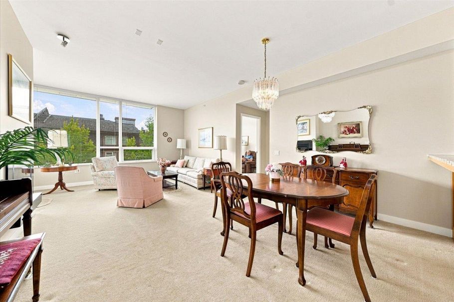 405 3382 Wesbrook Mall Vancouver, BC - 2