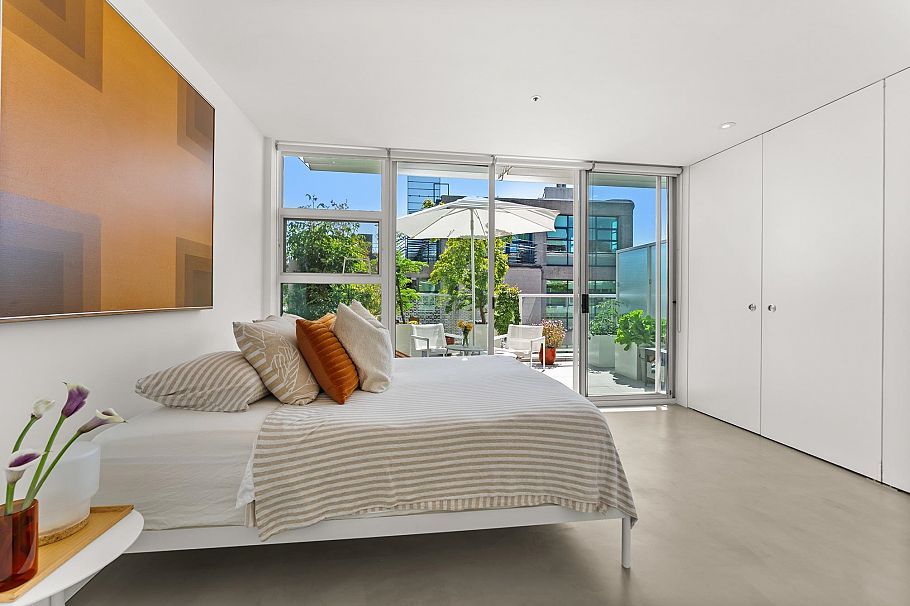 6 1650 W 1st Avenue Vancouver, BC - 17