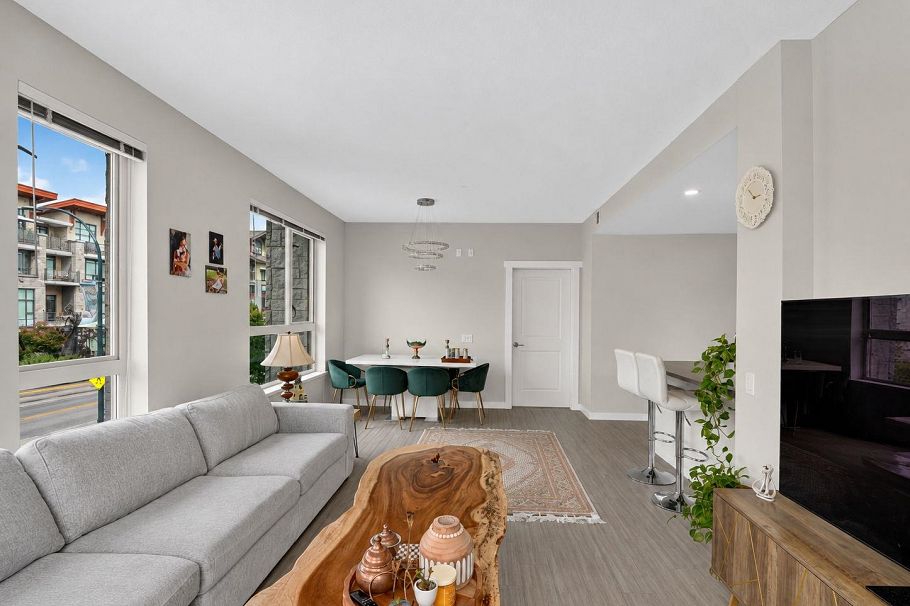 205 2663 Library Lane North Vancouver, BC - 5