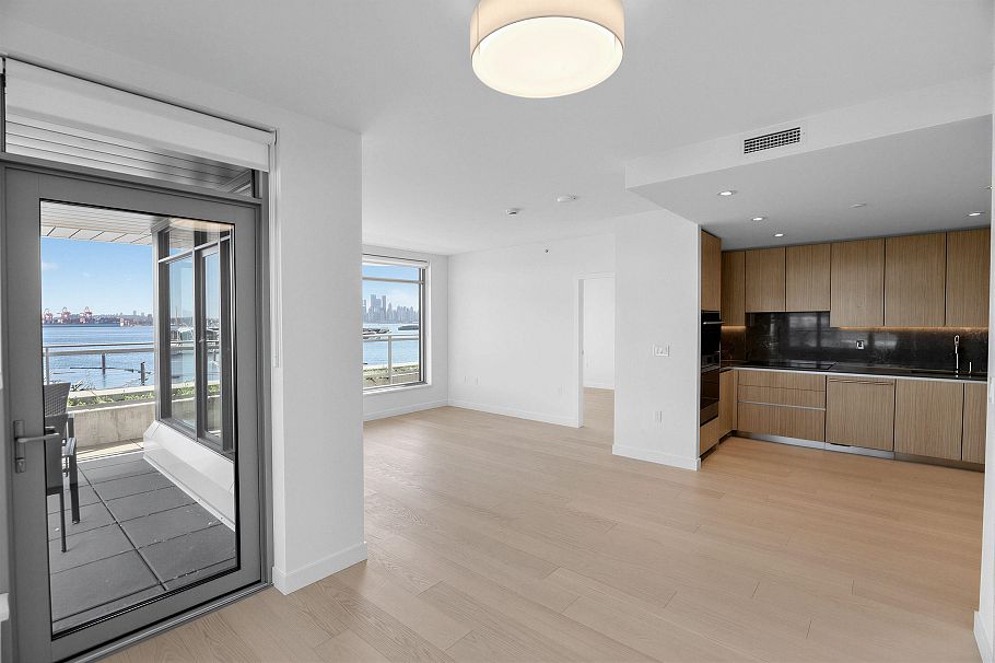 308 785 Harbour Way North Vancouver, BC - 5