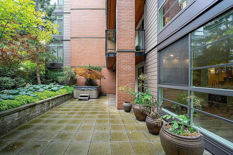 105 733 W 3rd Street North Vancouver, BC - 30