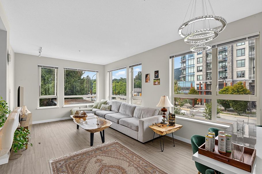 205 2663 Library Lane North Vancouver, BC - 6