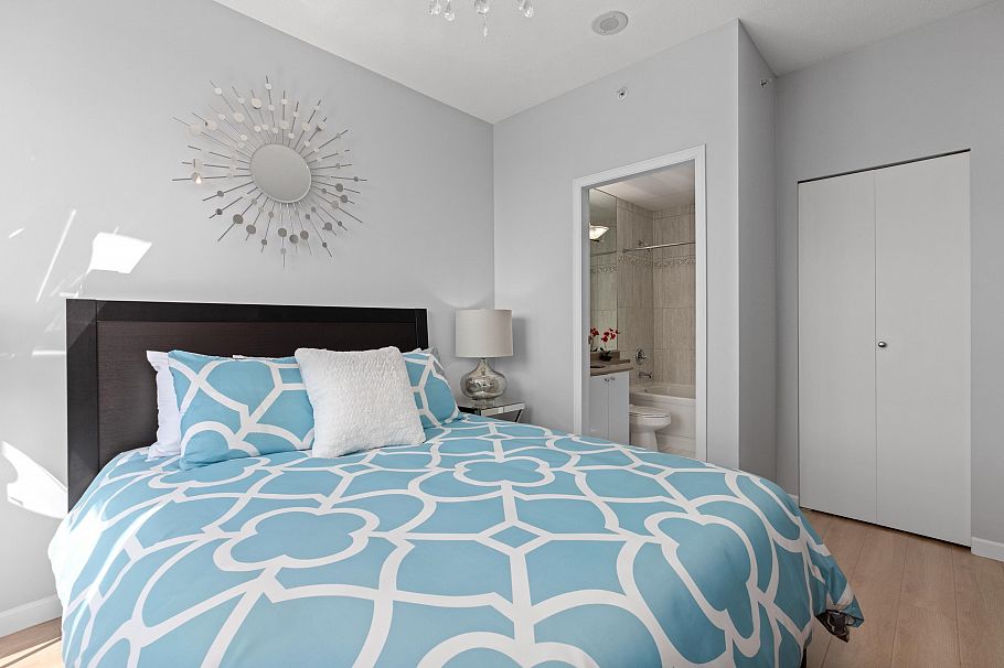 2505 928 Richards Street Vancouver, BC - 13