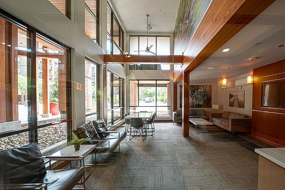 105 733 W 3rd Street North Vancouver, BC - 25