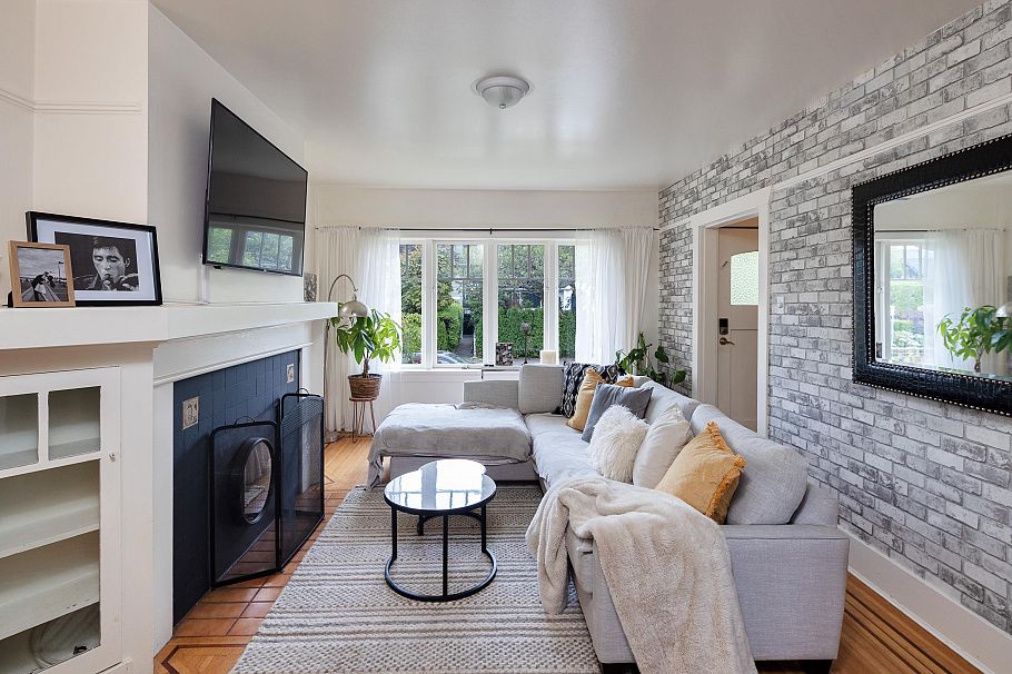 1325/27 Laburnum Street Vancouver, BC - 5
