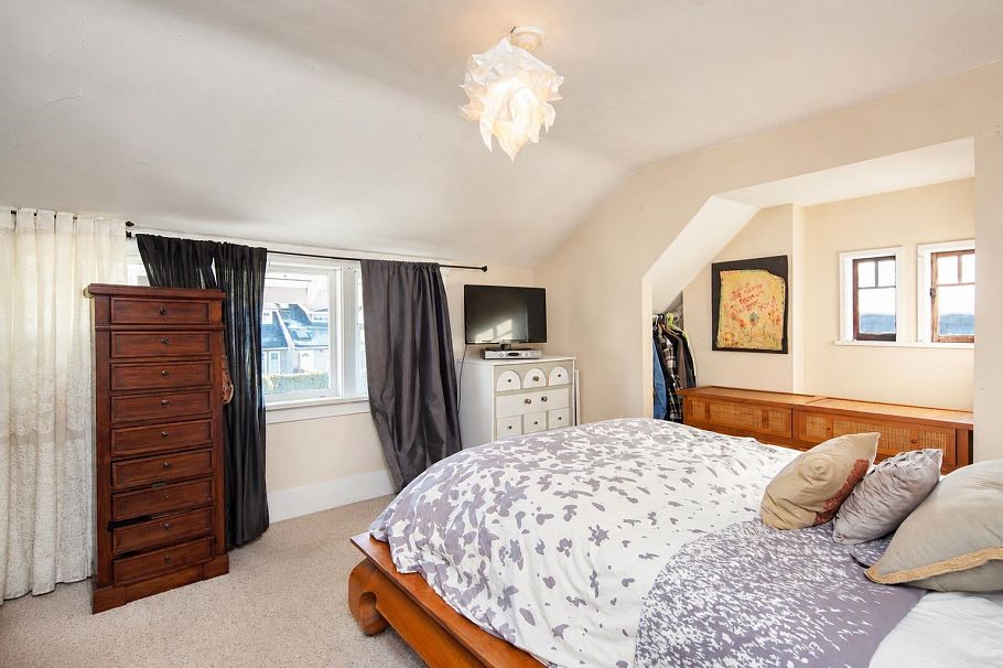 1325/27 Laburnum Street Vancouver, BC - 16