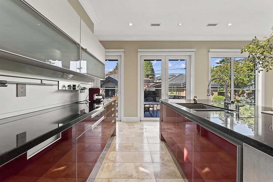 4333 Townley Street Vancouver, BC - 10