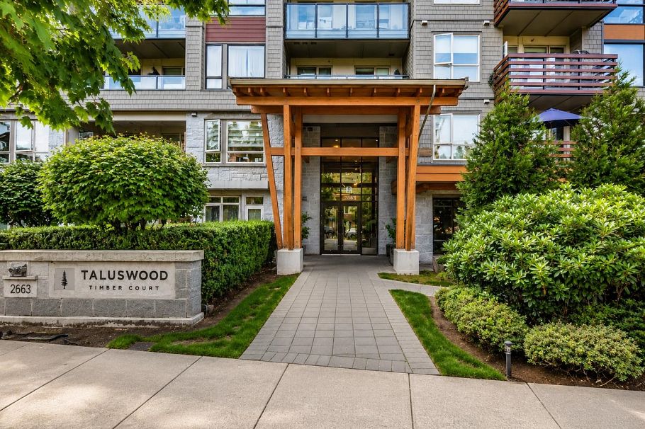 205 2663 Library Lane North Vancouver, BC - 25